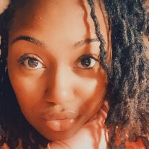 Meet your Posher, Ronnisha